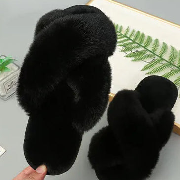Women’s Plush Crisscross Slippers – Soft Faux-Fur Indoor Comfort